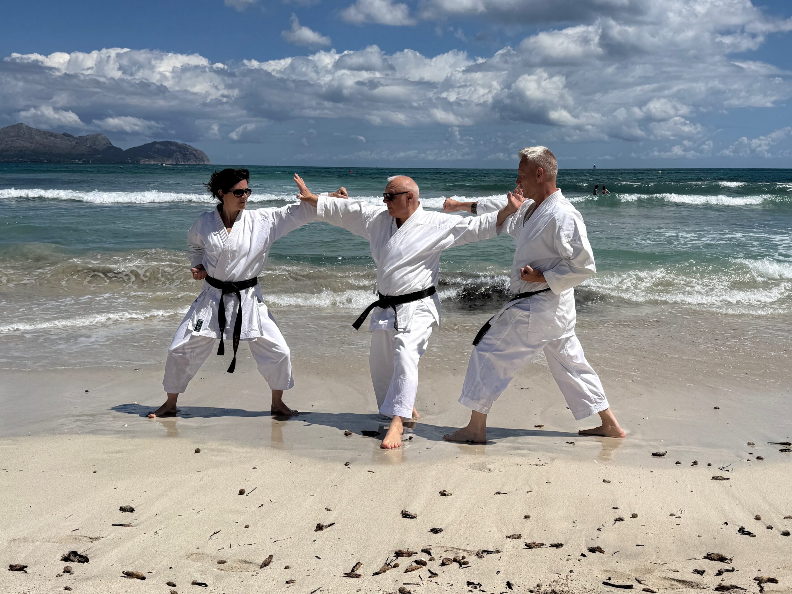 Eindrücke vom Karate-Training am Strand Eindrücke vom Karate-Training am Strand